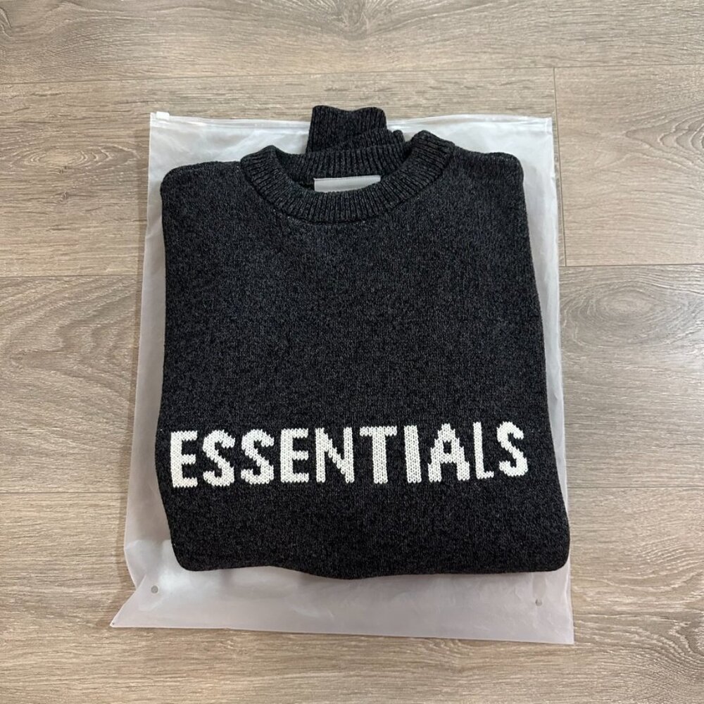 New SS20 Essentials Fear of God Knit Sweater Size S (Black Melange)